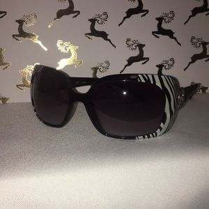 Zebra sunglasses.